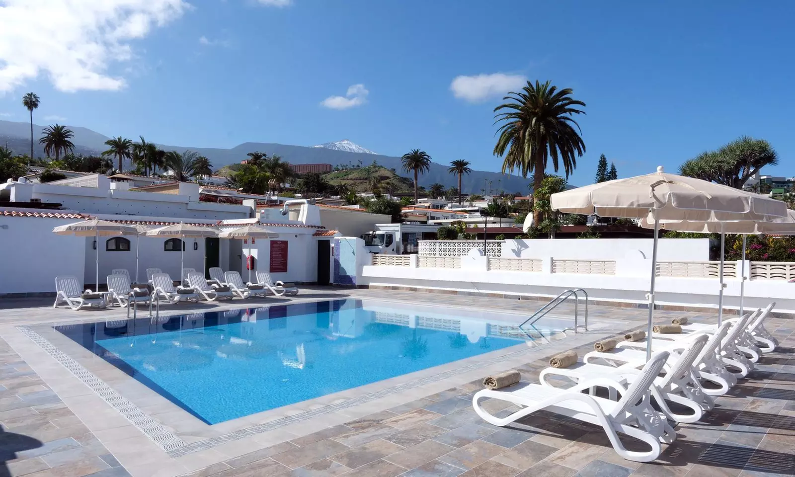 Daypass con desayuno y almuerzo 2 o 4 personas, semana o fin de semana