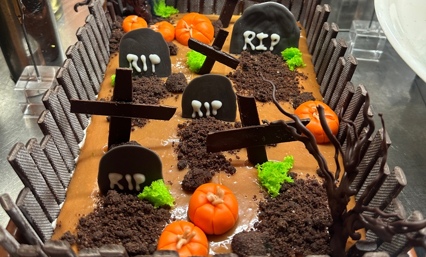 Image 16: National Day Lunch Buffet w/ Beverages for 1 Child / 1, 2, or 4 Adults