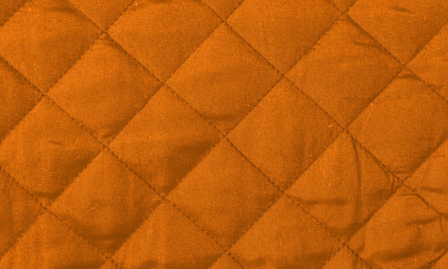 Image 6: Copridivano trapuntato antmacchia