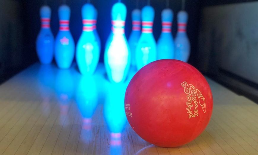 Image 1: 1 oder 2 Stunden Bowling für bis zu 6 Personen inkl. Schuhverleih