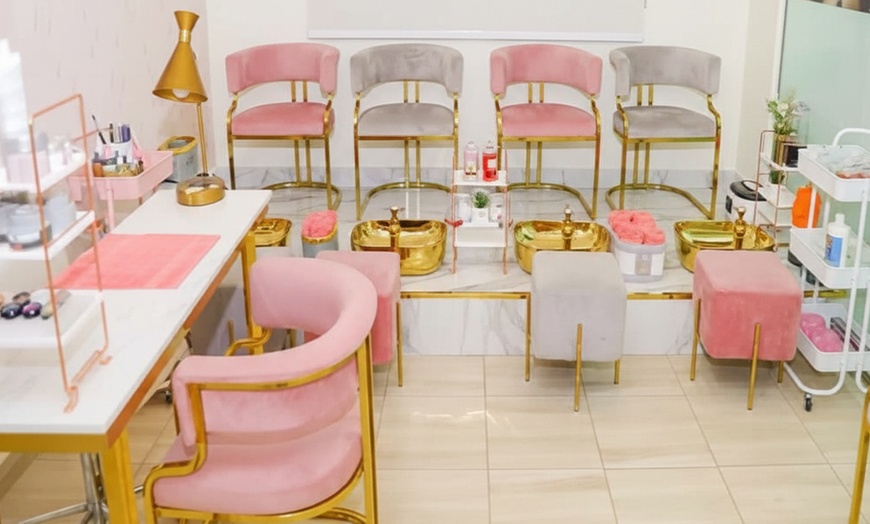 Image 4: 45 Min Classic Moroccan Bath w/ Body Scrub, Hair Wash, Blowdry & More