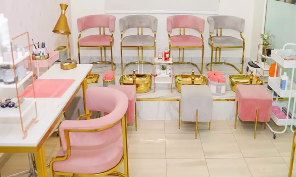 45 Min Classic Moroccan Bath w/ Body Scrub, Hair Wash, Blowdry & More