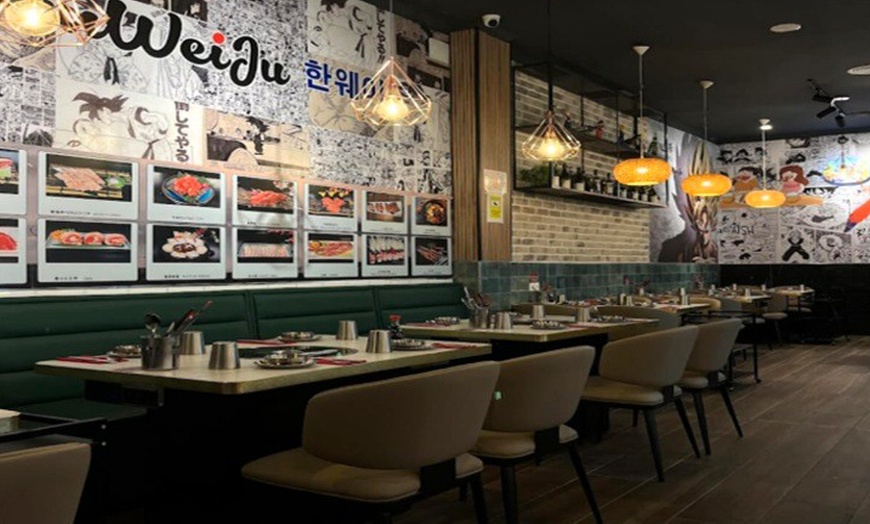 Image 8: Saborea la tradición: menú de sushi con 24 o 48 piezas para 2 o 4