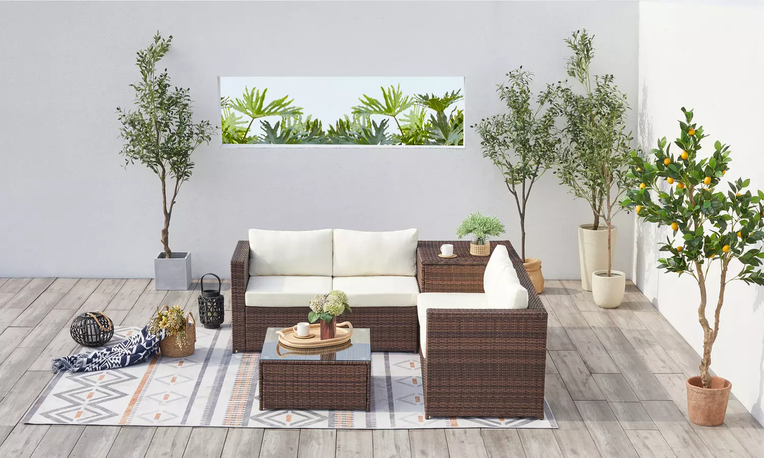 Salon de jardin 4 places Kocoon en résine tressée, modèle "Oacari"