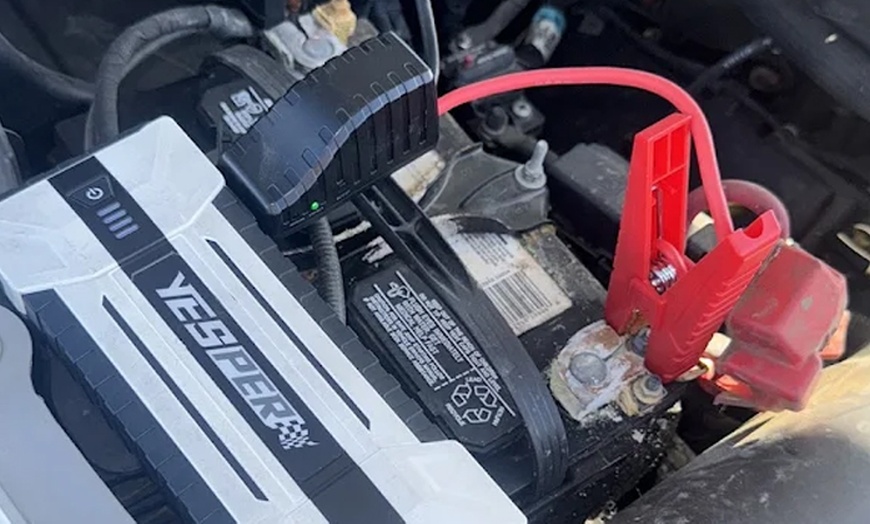 Image 2: Emergency Tire Change/Jumpstart Service/Auto Lockout/Gas Delivery