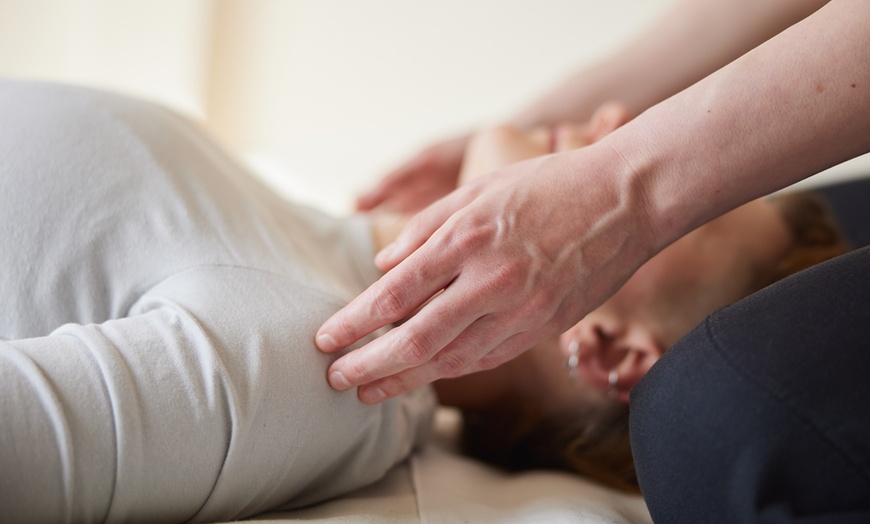Image 2: 30 oder 60 Min. Shi­atsu- und Sei-Ki-Massage für 1 Person