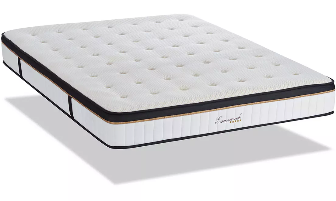 Lit coffre Giulia en velours beige, Maison Aubertin