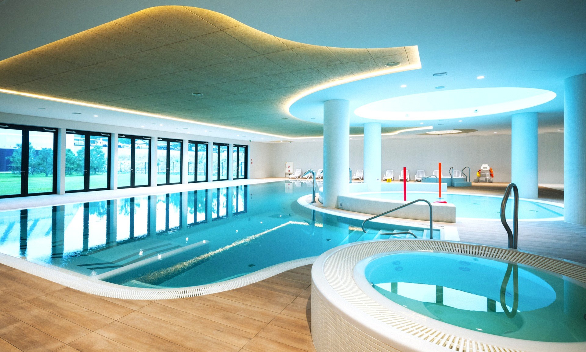 Pobierowo: 1-2 noce dla 2 osób z wyżywieniem, masażem i Wellness