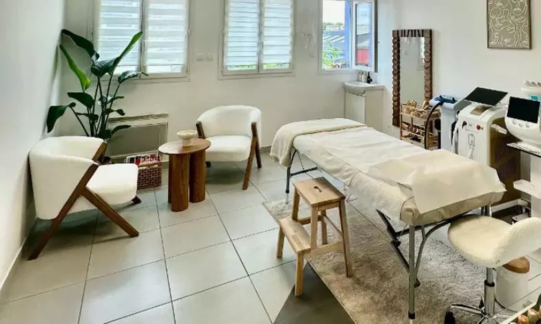 Modelage détoxifiant ou soin hydratation intense