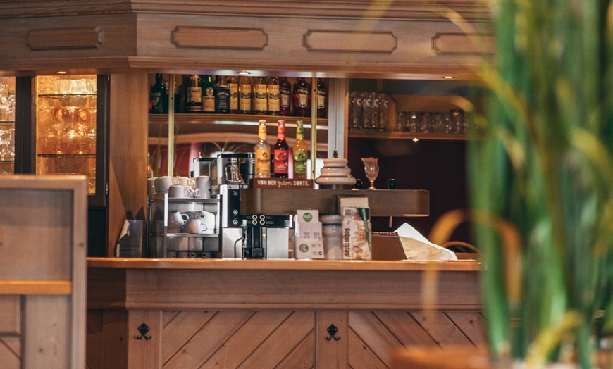 Image 4: Luxus pur: 7-Gänge-Überraschungs-Menü 1, 2 oder 4 Personen