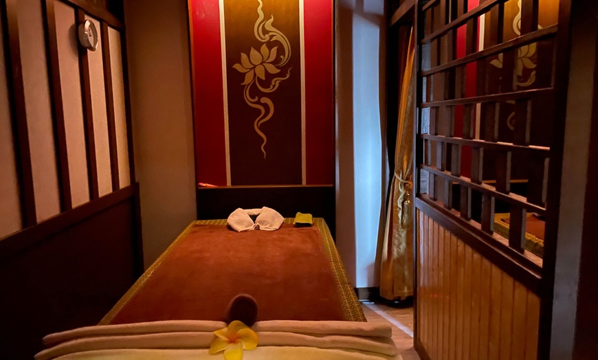 Image 3: 60 oder 90 Min. Thai-Massage für 1 Person