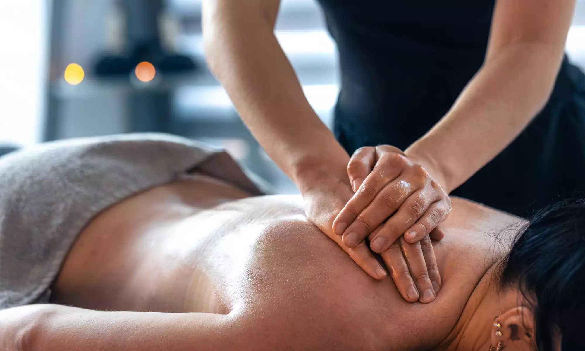 Choice of 30 or 60 Minute Deep Tissue or Aromatherapy