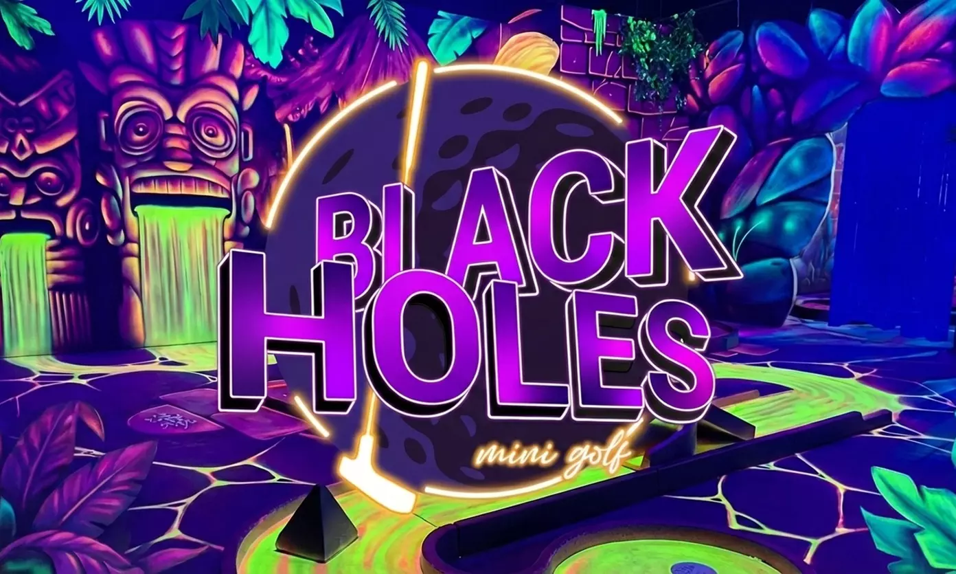 1 partie de mini golf enfant ou adulte à Black Holes Minigolf