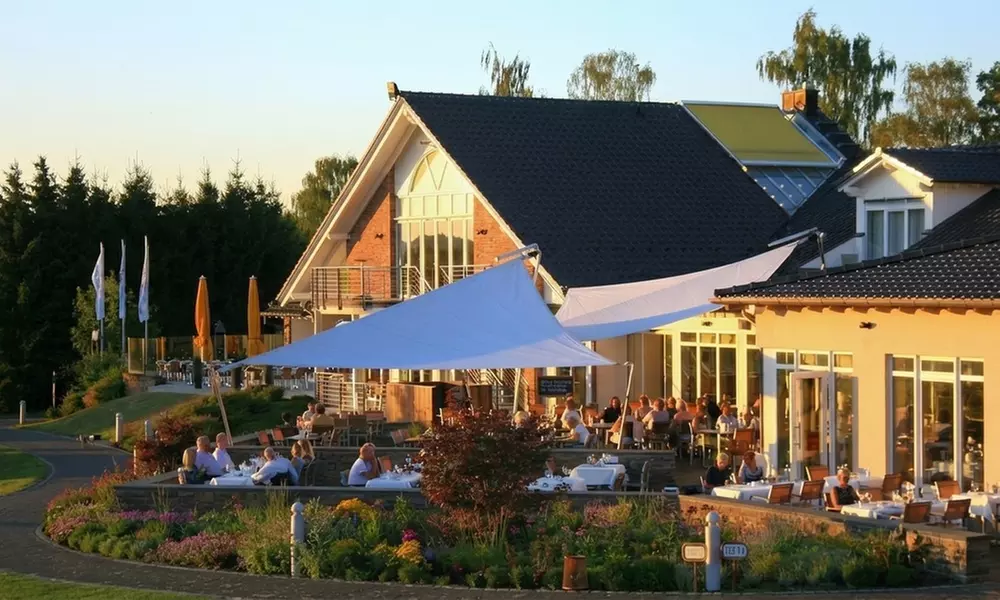 Deluxe-Sektfrühstück inkl. warmer und kalter Speisen für 1-4 Personen