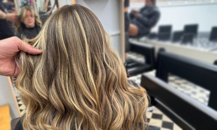 Wash, Cut, Blowdry & Olaplex Treatment (Short-Medium Hair) - La Hair And Beauty