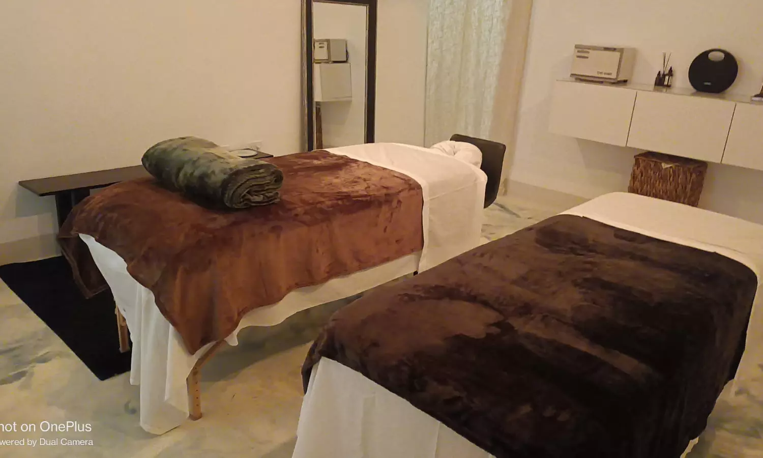 60-Min Deep Tissue/Swedish Massage Or 90-Min Swedish Massage with Complimentary Hot Stones (Up to 50% Off)