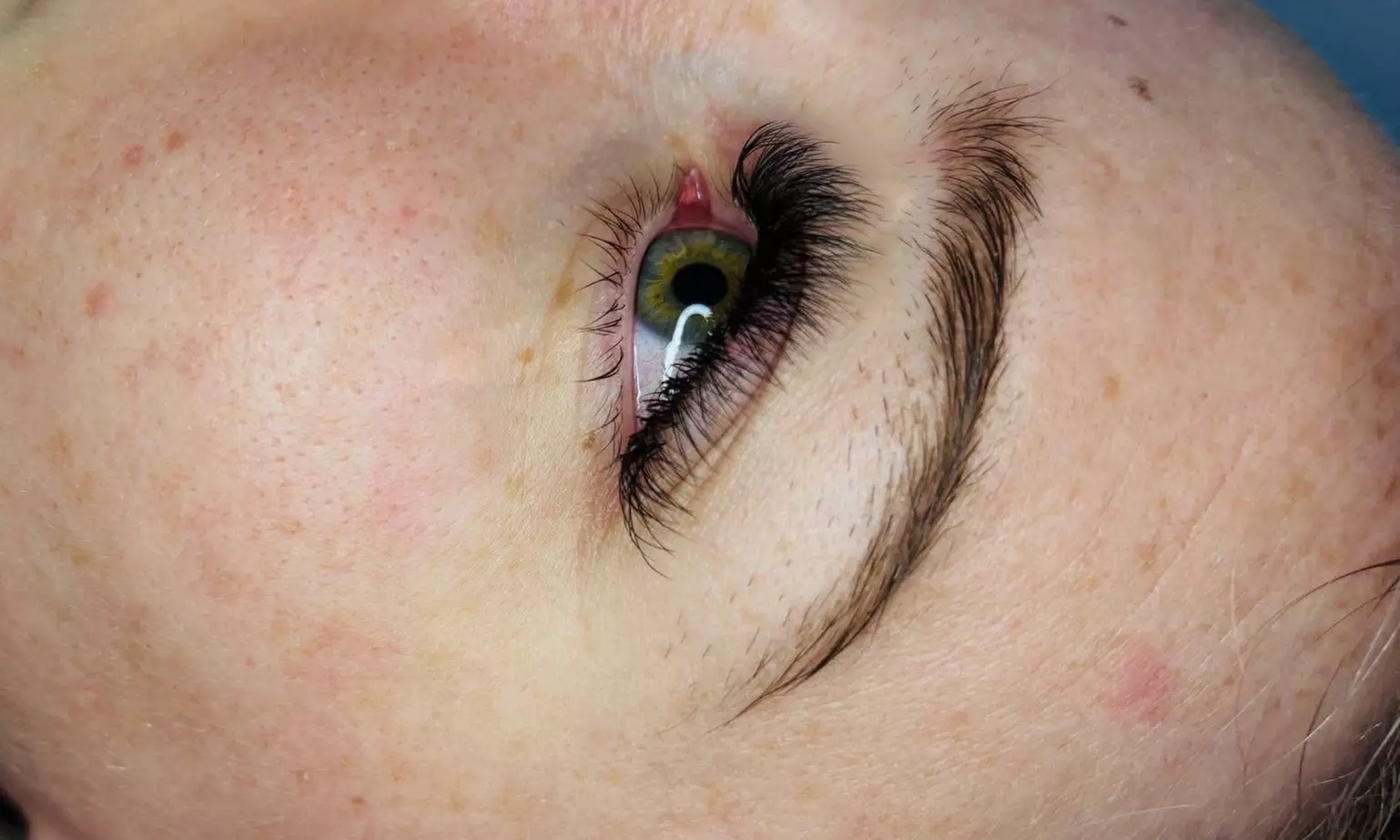 Classic or Hybrid Full Set Eyelash Extensions with Fill-In Option