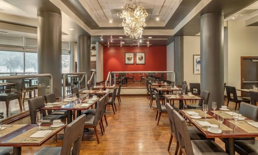 Image 4: Member-Only Deal: The Royal Sonesta Houston Galleria