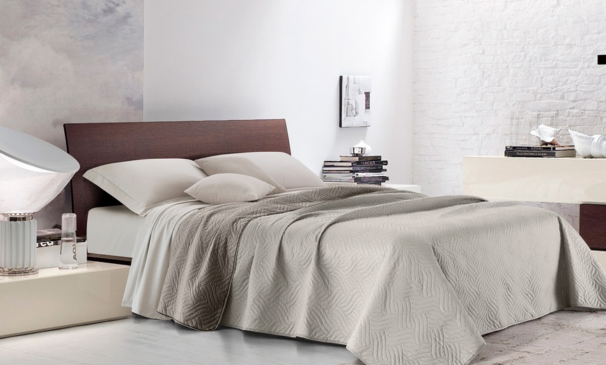 Image 12: Trapuntino primaverile bicolore anallergico e traspirante