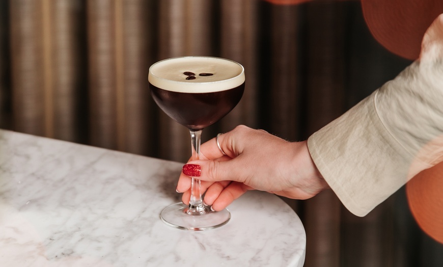 Image 4: Franse klassiekers en warme gastvrijheid in een gezellige bistro