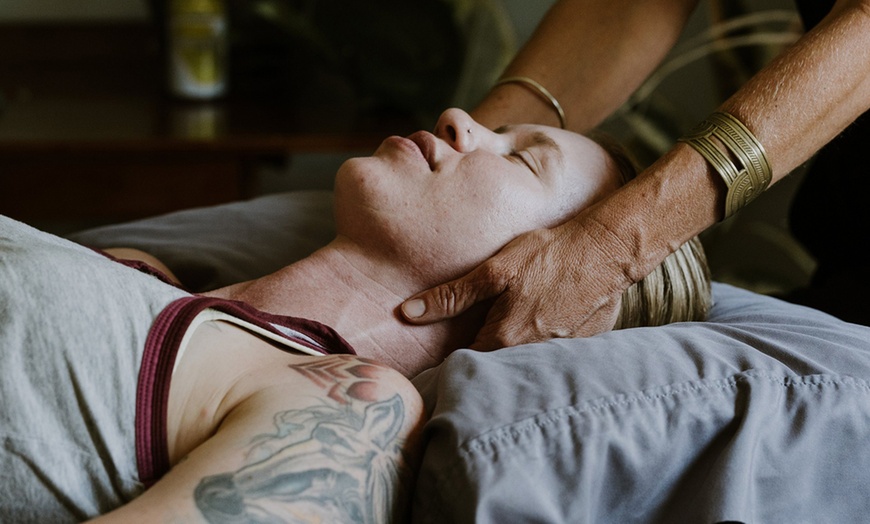 Image 1: Experience One or Three 60 Min Lymphatic Drainage Massage and TCM 
