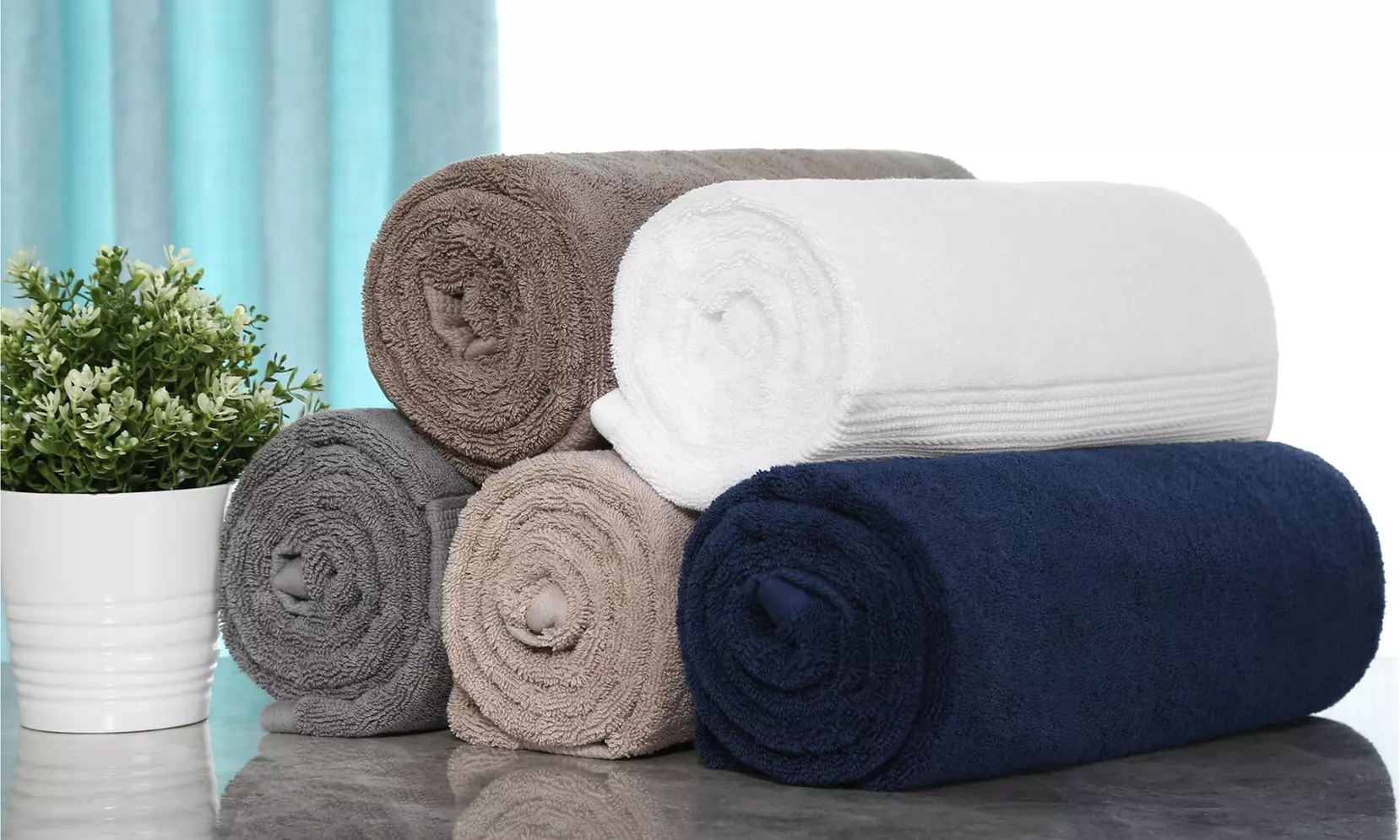 100% Turkish Cotton Zero Twist Oversized Bath Towels Set (4- or 6-Pack) - Primary Image
