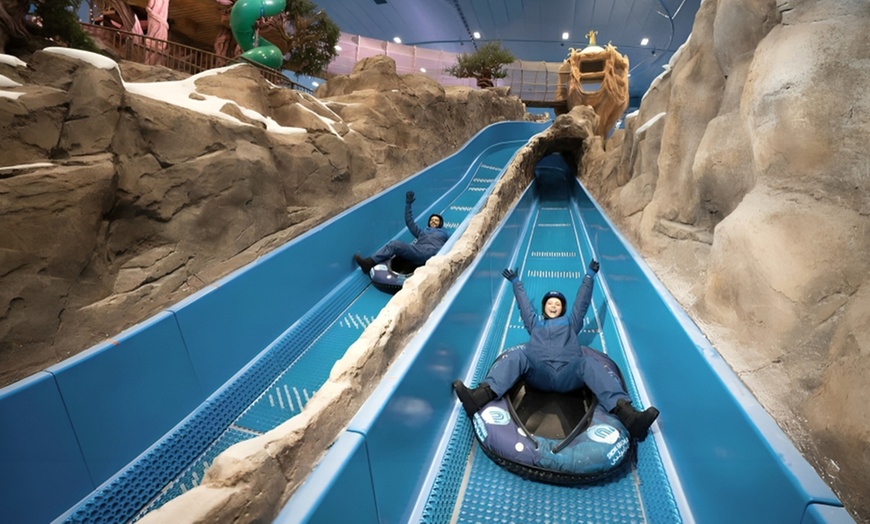 Image 5: Pass For One Adult to Award-Winning Snow Park in Dubai