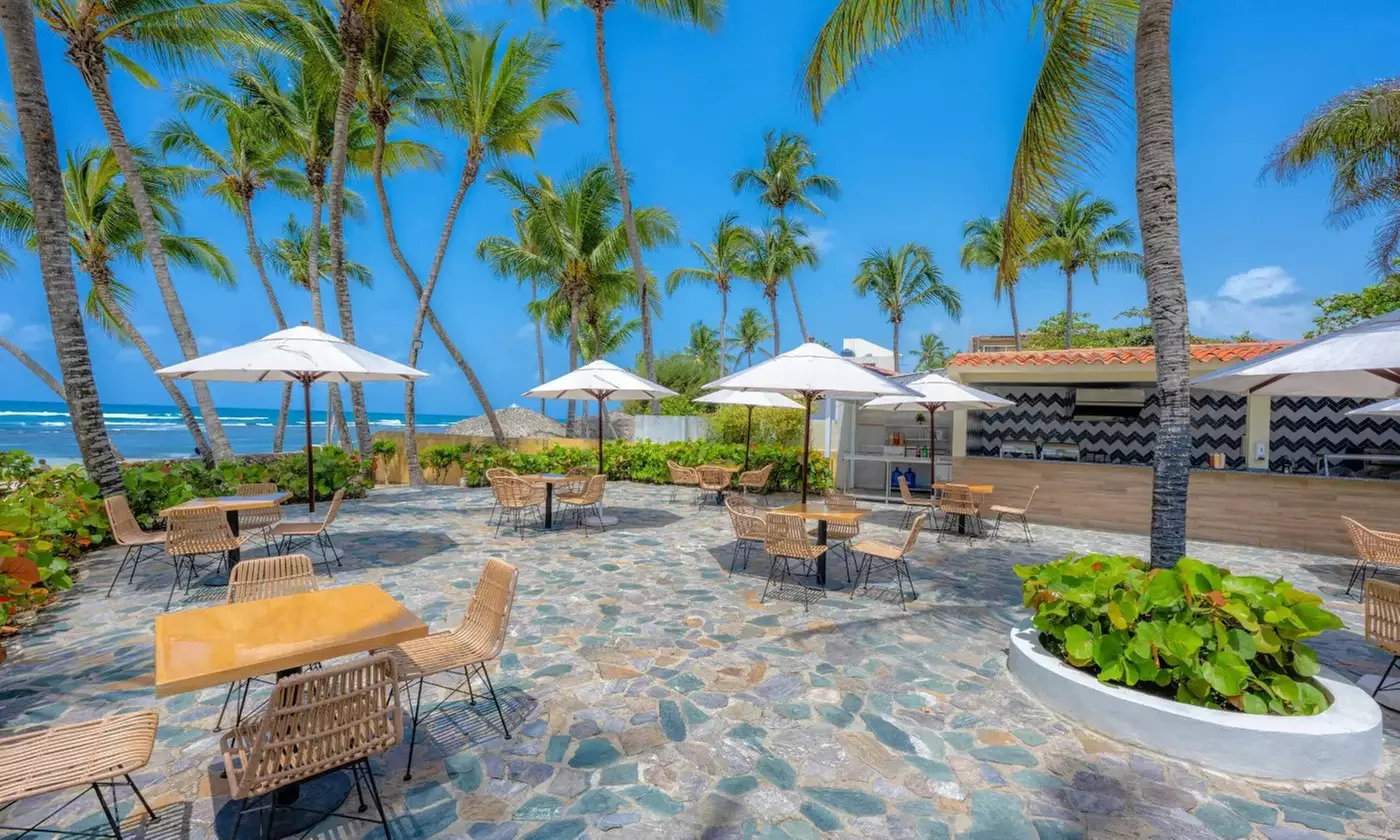 ✈ 4-Day Coral Costa Caribe Trip w/Air&Hotel from Great Value Vacations