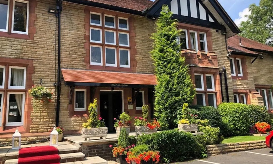 Image 4: Lancashire: One Night Stay with Breakfast, Gin Making Experience