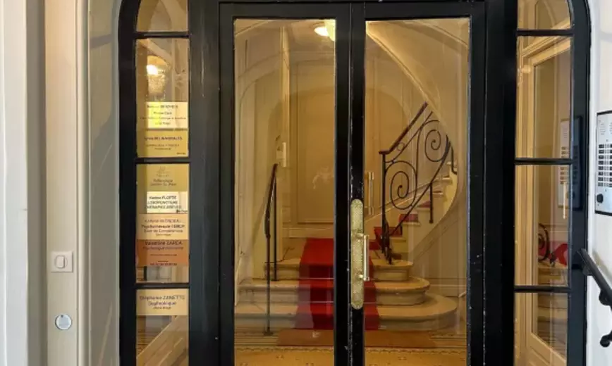 1 ou 3 séances de modelage détoxifiant du visage ou du corps