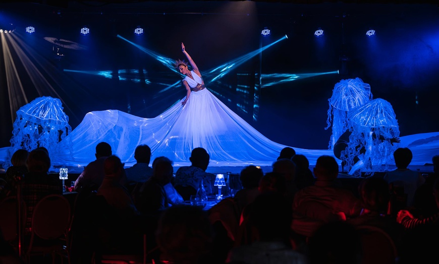 Image 2: Formule dîner-spectacle au Cabaret Le Bambino