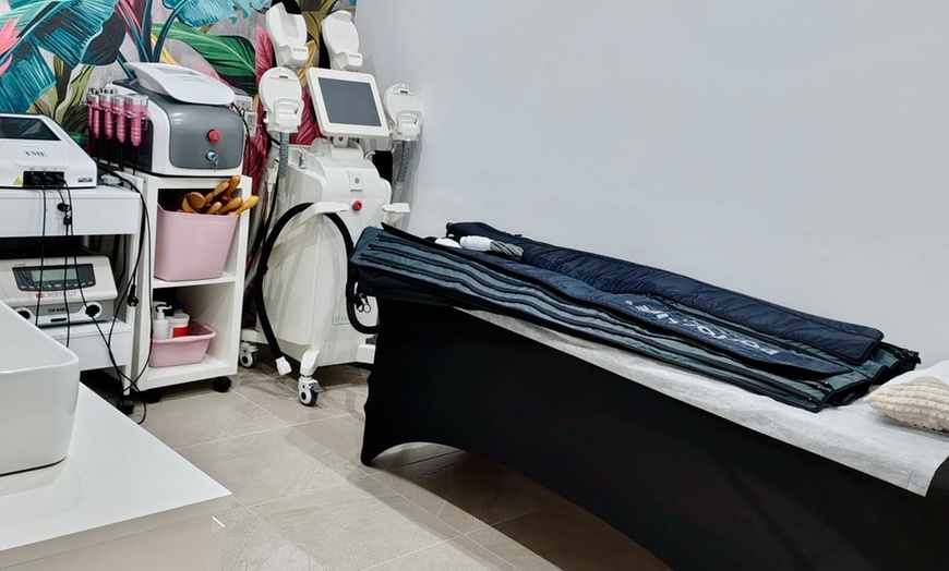 Image 4: Sesión de masaje de duración y técnica a elegir para 1 persona