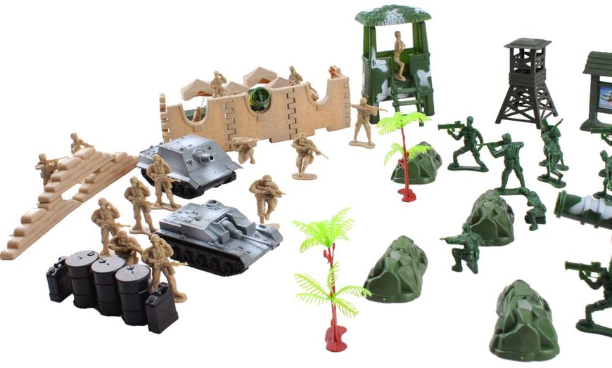 Image 5: 100-Piece Military Play Set