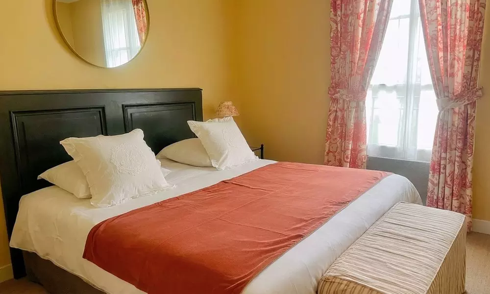 Nouvelle-Aquitaine : chambre double avec pdj, apéritif et golf