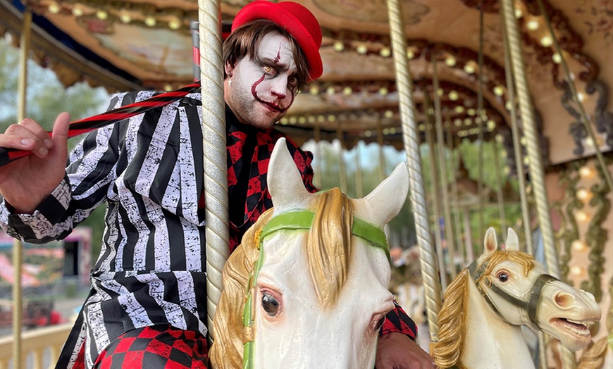 Image 2: Funny Halloween en famille au Parc Saint Paul 