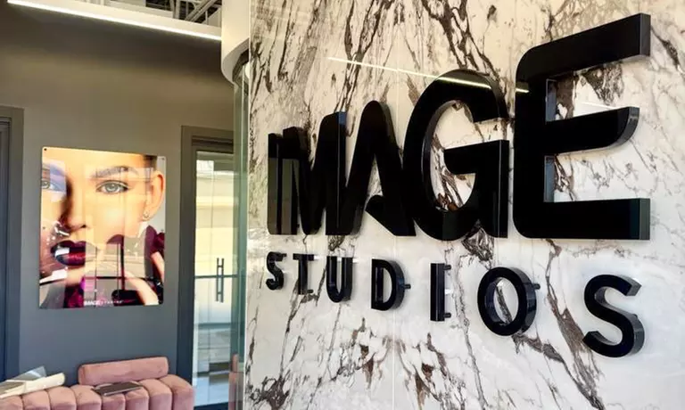 Ombre Brow, Lip Blush, Eyeliner Tattoo, Or Lip Neutralization Session