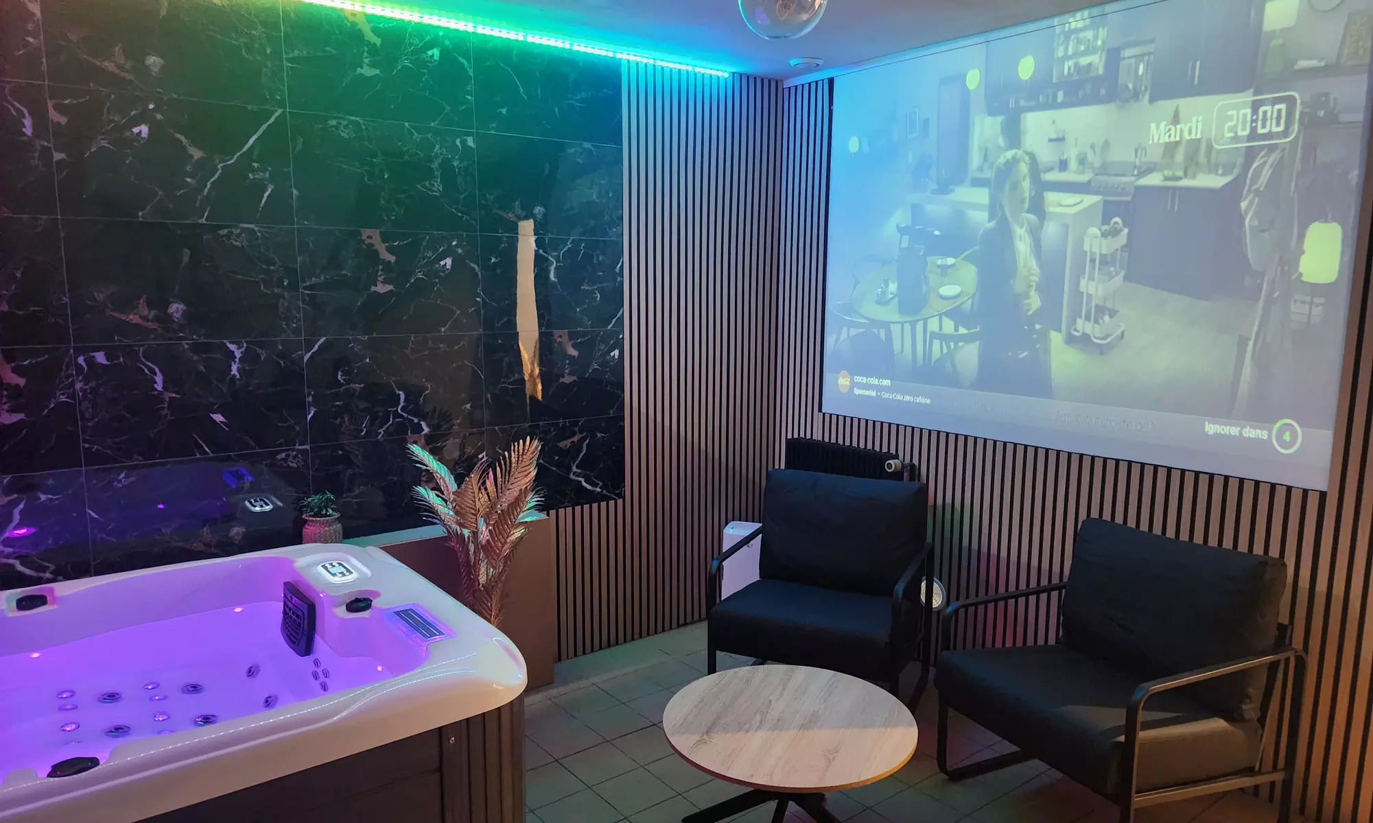 Parenthèse bien-être privée avec bain à remous et boissons pour deux