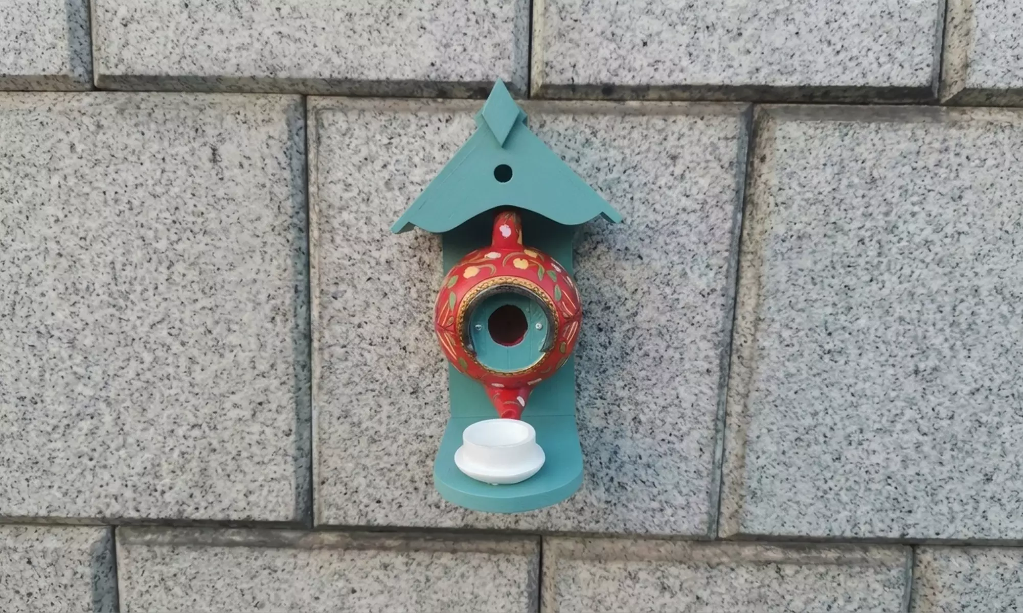 Teapot Birdhouse Feeder