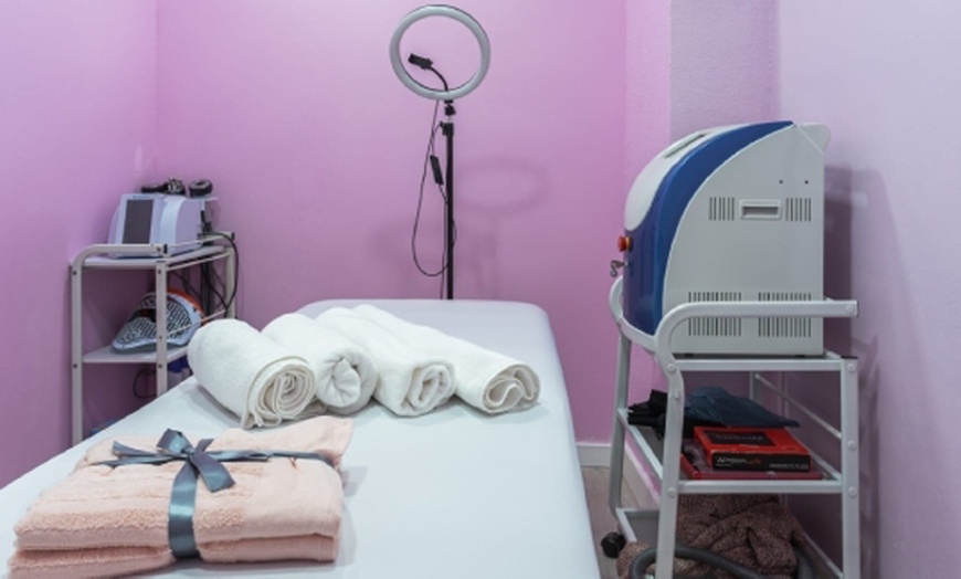 Image 5: 2, 4 o 6 sesiones combinadas de maderoterapia y presoterapia para 1