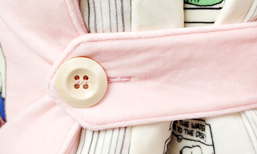 Image 10: Kissen in Buchform