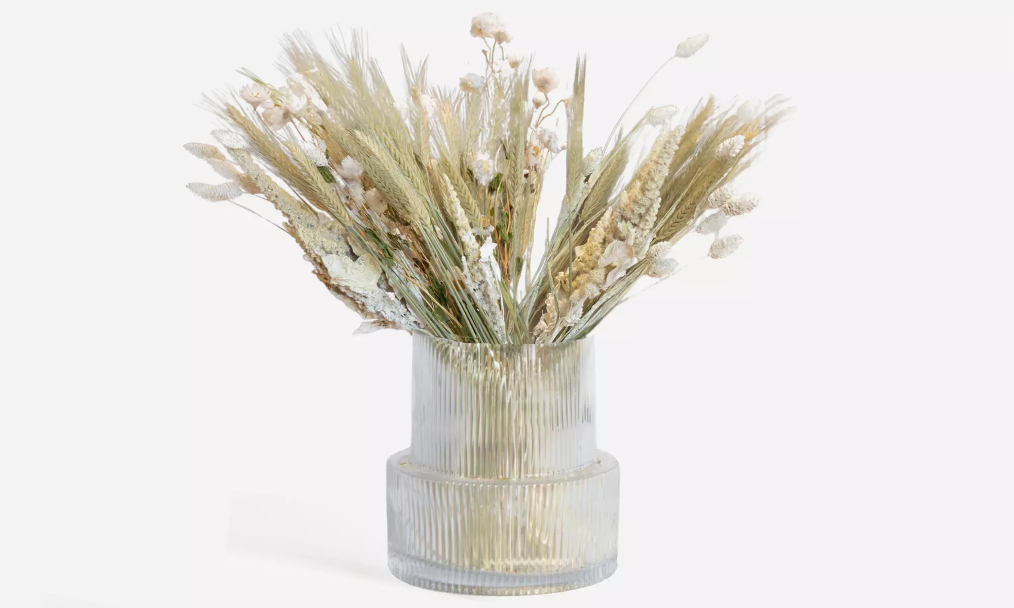 Ramo de flores secas variadas para decoración