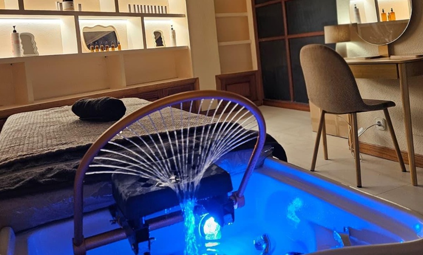 Image 2: Experiencia Head Spa capilar con tratamiento a elegir