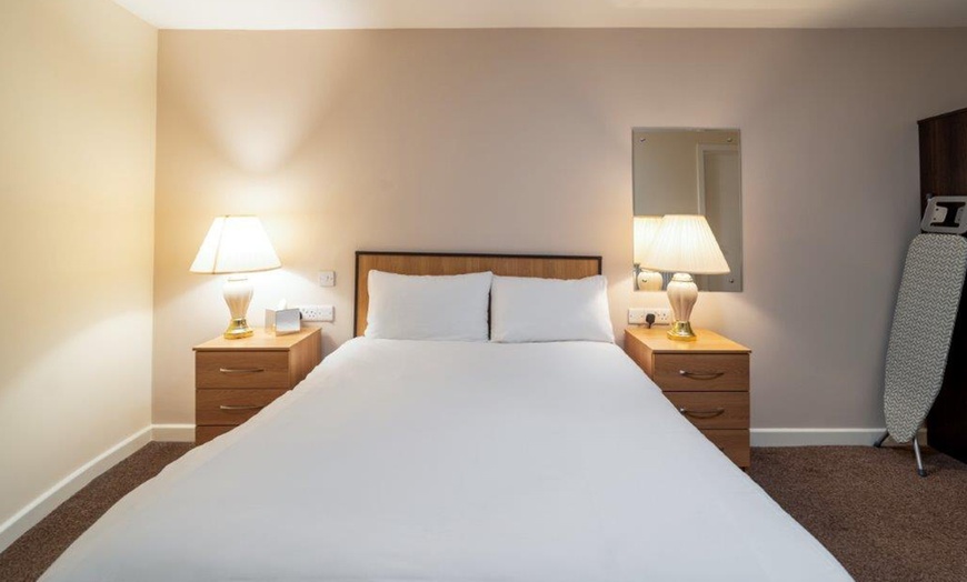 Image 12: Scarborough: Standard Double or Twin Room with Breakfast and Wi-Fi