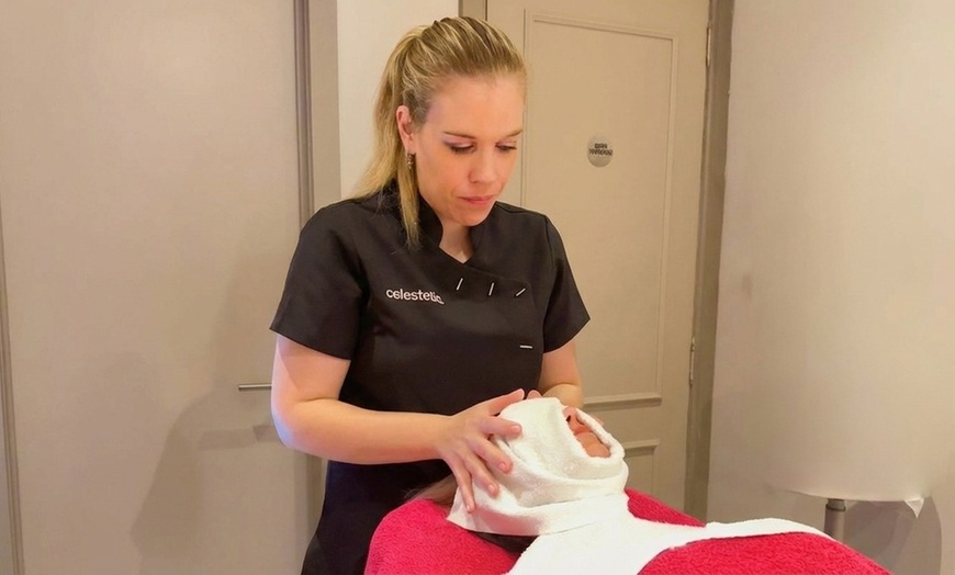 Image 6: Gezichtsbehandeling of huidverbetering naar keuze