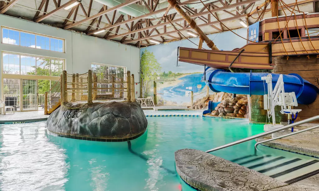 Stay at the heart of Historic Plymouth w/ $25 Spa Credit