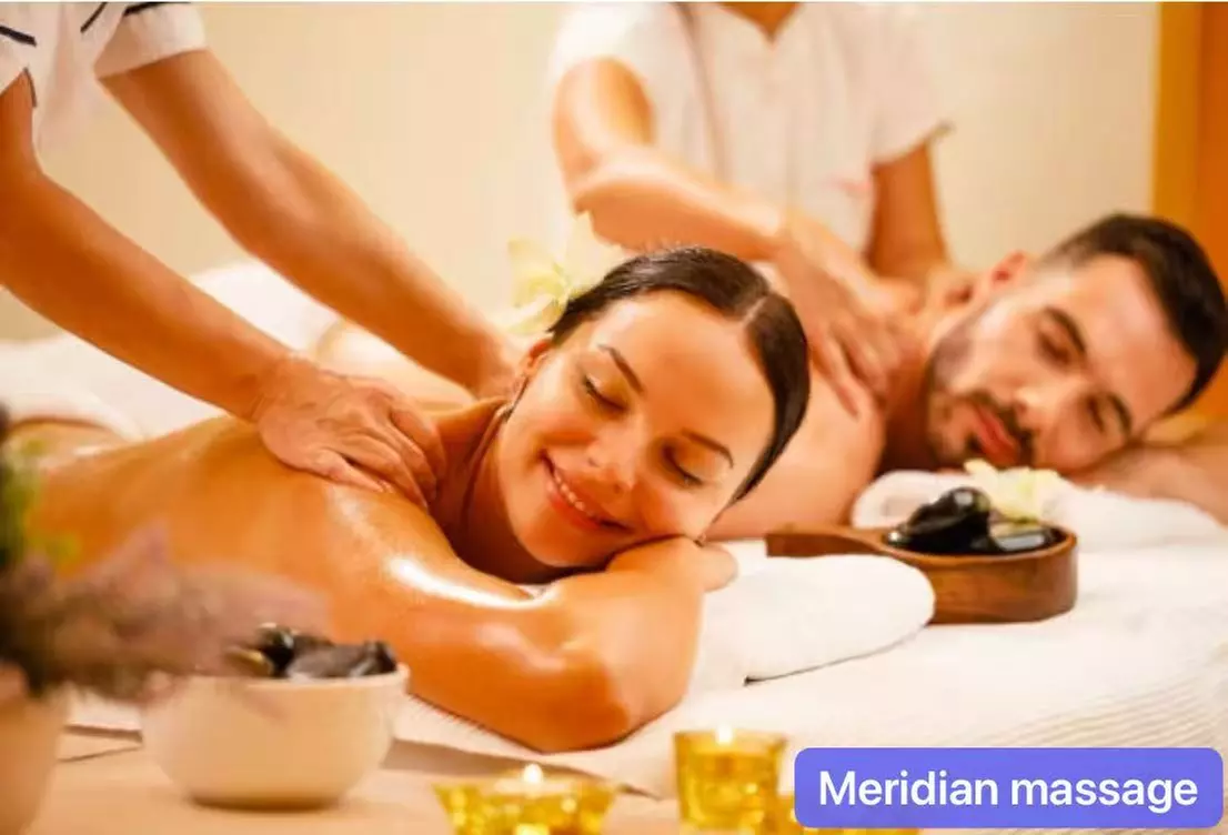 60- or 90-Minute Full Body Couples Massage with Hot Stones