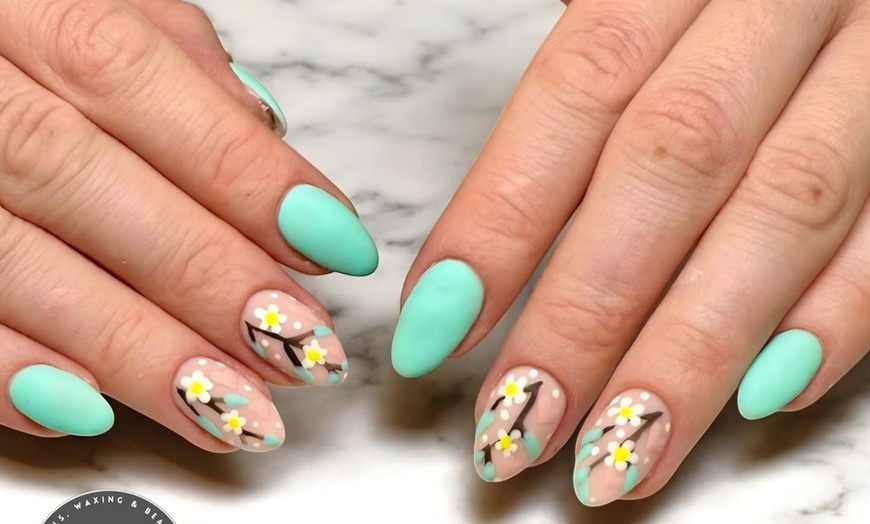 Image 2: Nail Spa/Salon - Nail Design at Threading Beauty Lounge