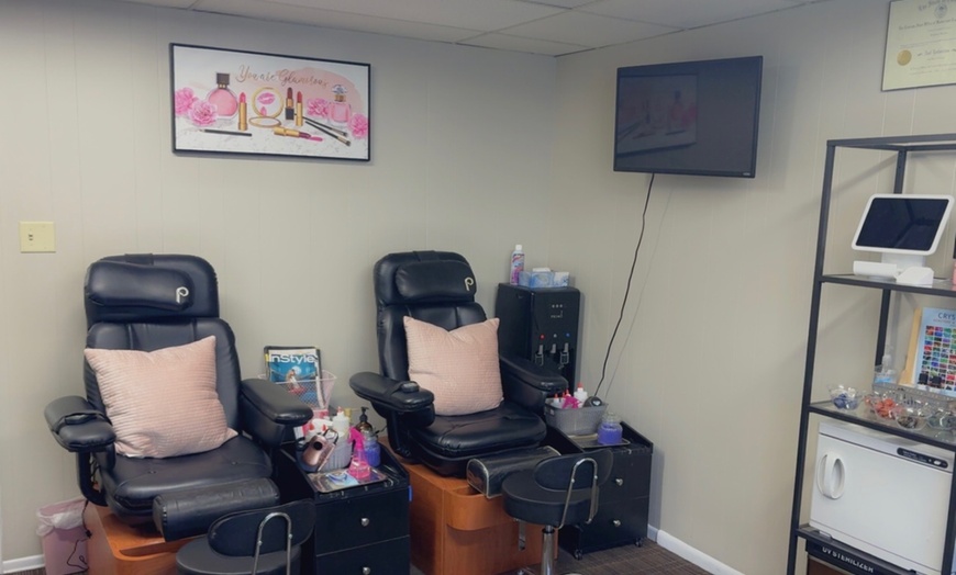 Image 2: Up to 55% Off on Salon-Shellac/No-Chip Mani-Pedi at Goddess Nails And Spa