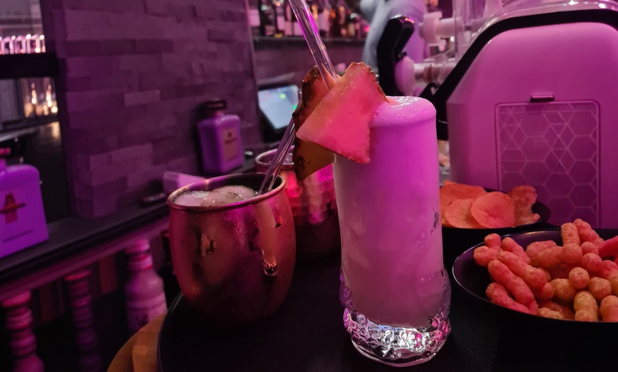 Image 8: Einsteiger-Cocktailkurs in Düsseldorf für 1 - 4 Personen