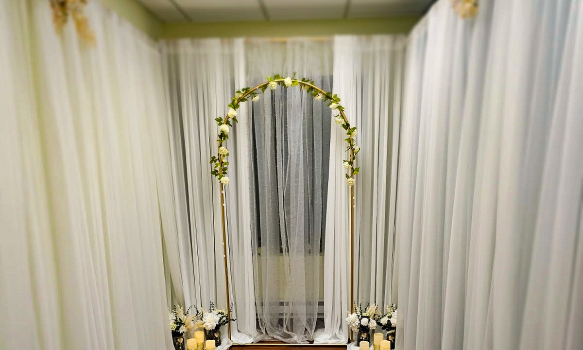 Simple & Beautiful Monday-Thursday or Friday-Sunday Elopements 